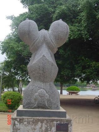 dieu khac 2.jpg - Điêu khắc
